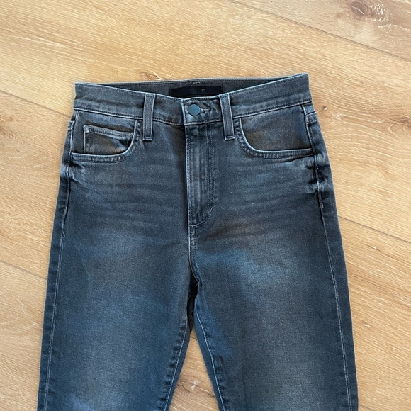 Joe Jeans - The Luna. High Rise Cigarette Ankle. Colour: Ravel. Size 23 - Picture 6 of 9